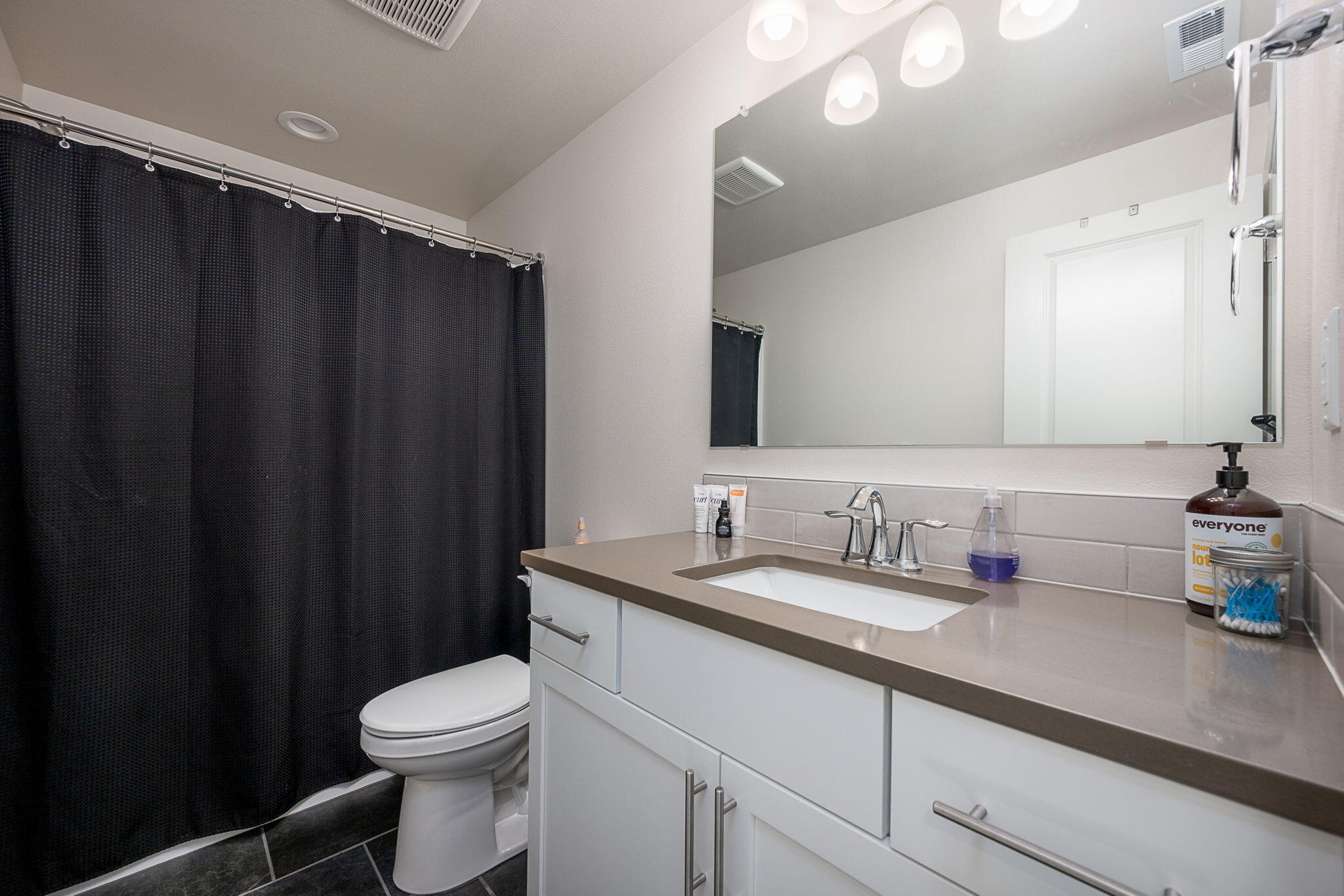 Mckenzie Meadow Vill - Residential