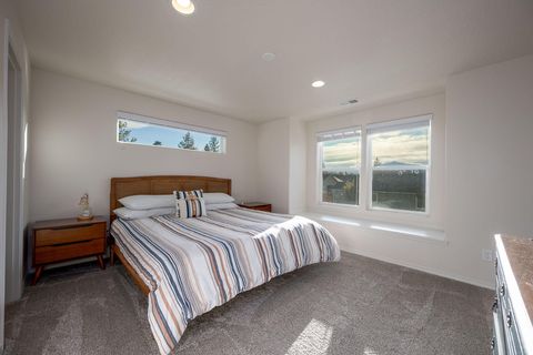 Tiny photo for 1705 W Williamson Avenue, Sisters, OR 97759 (MLS # 220210045)