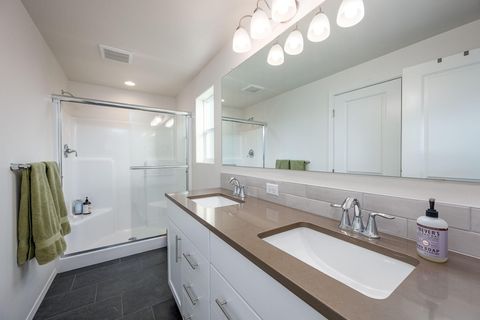 Tiny photo for 1705 W Williamson Avenue, Sisters, OR 97759 (MLS # 220210045)