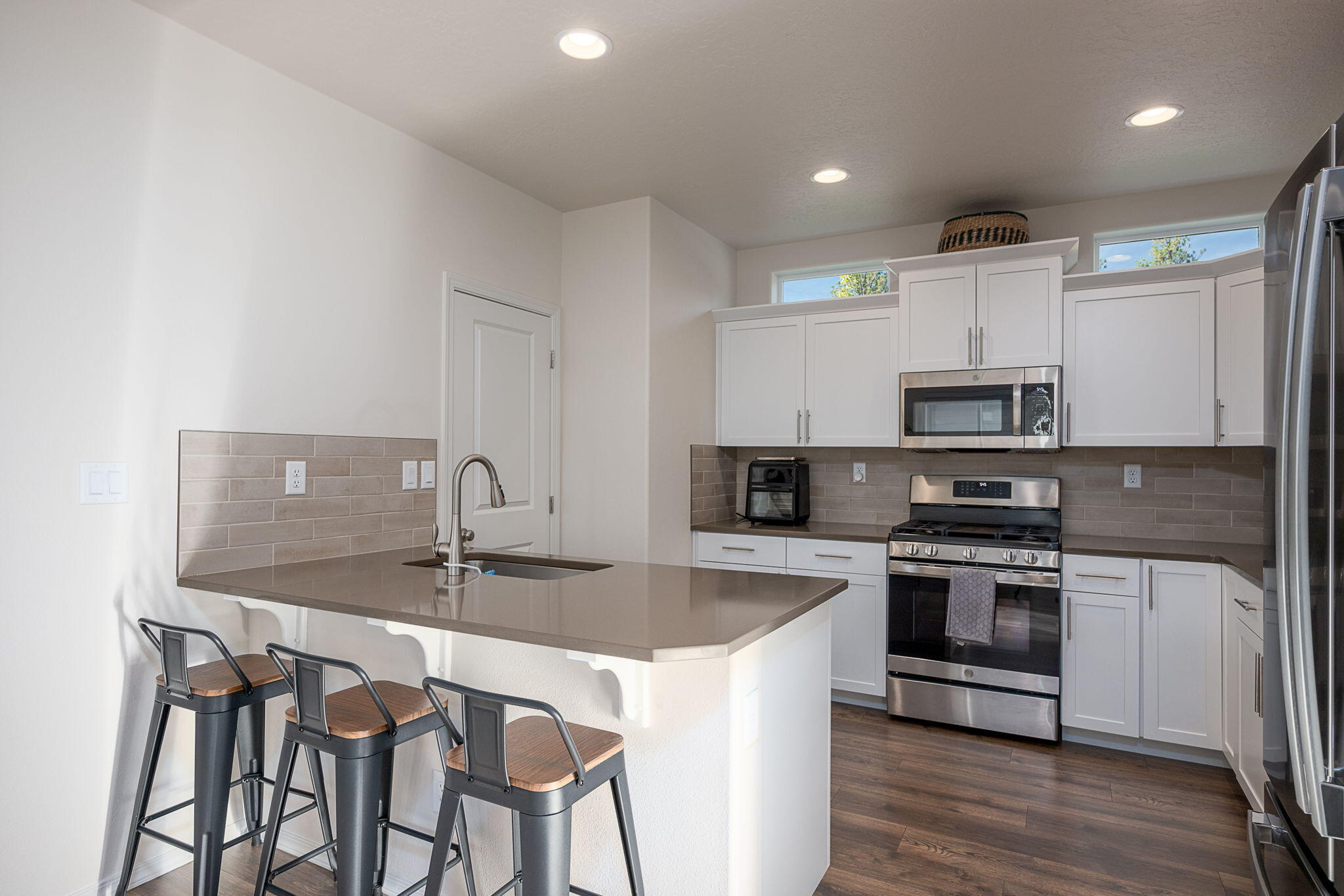 Mckenzie Meadow Vill - Residential