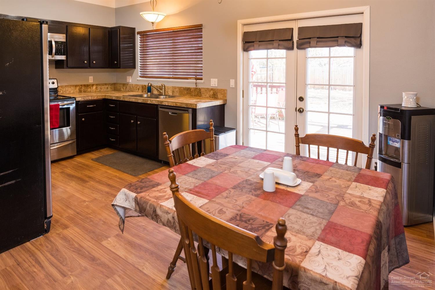 Obsidian Estate - Residential