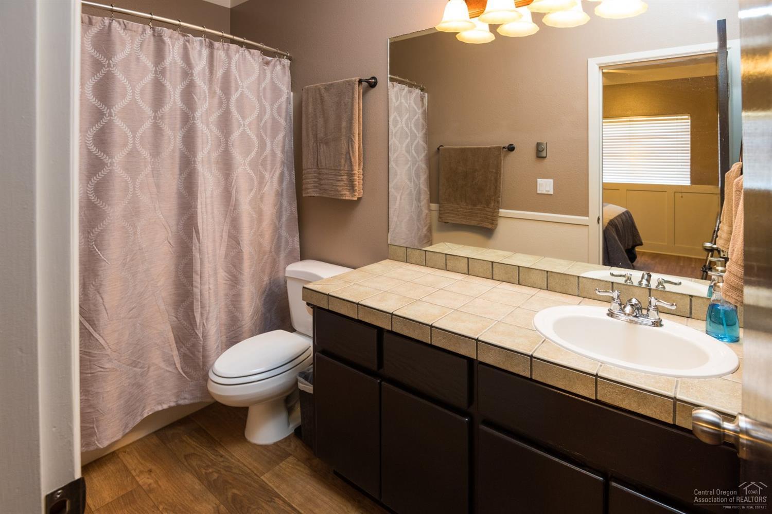 Obsidian Estate - Residential