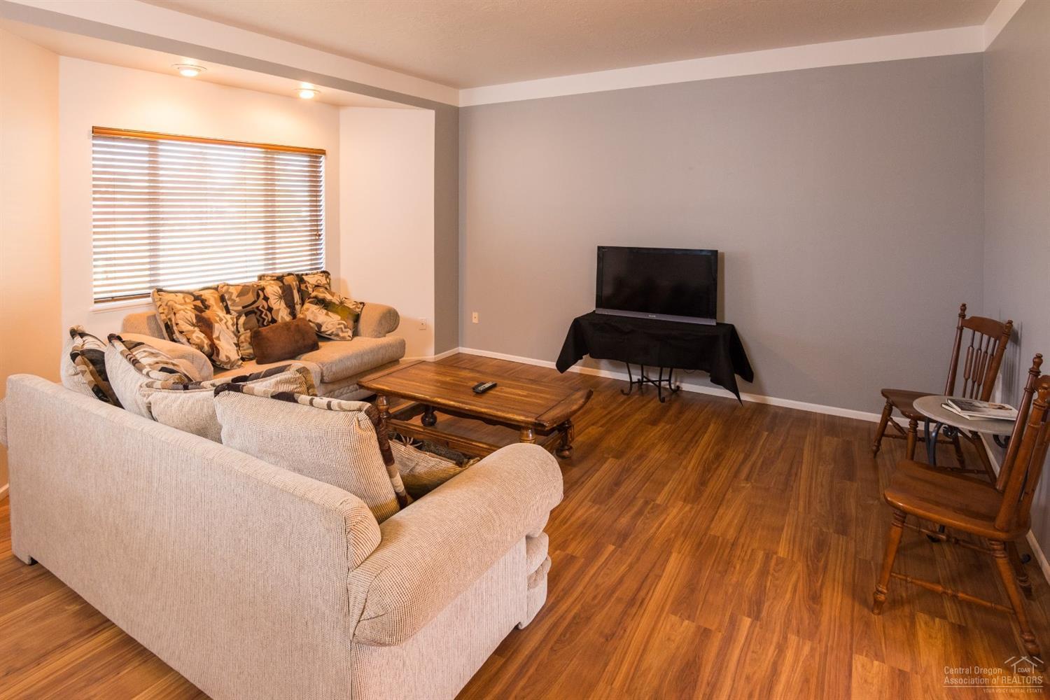 Obsidian Estate - Residential