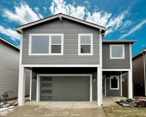 Photo of 61425 SE Daybreak Court #Lot 6, Bend, OR 97702 (MLS # 220215624)