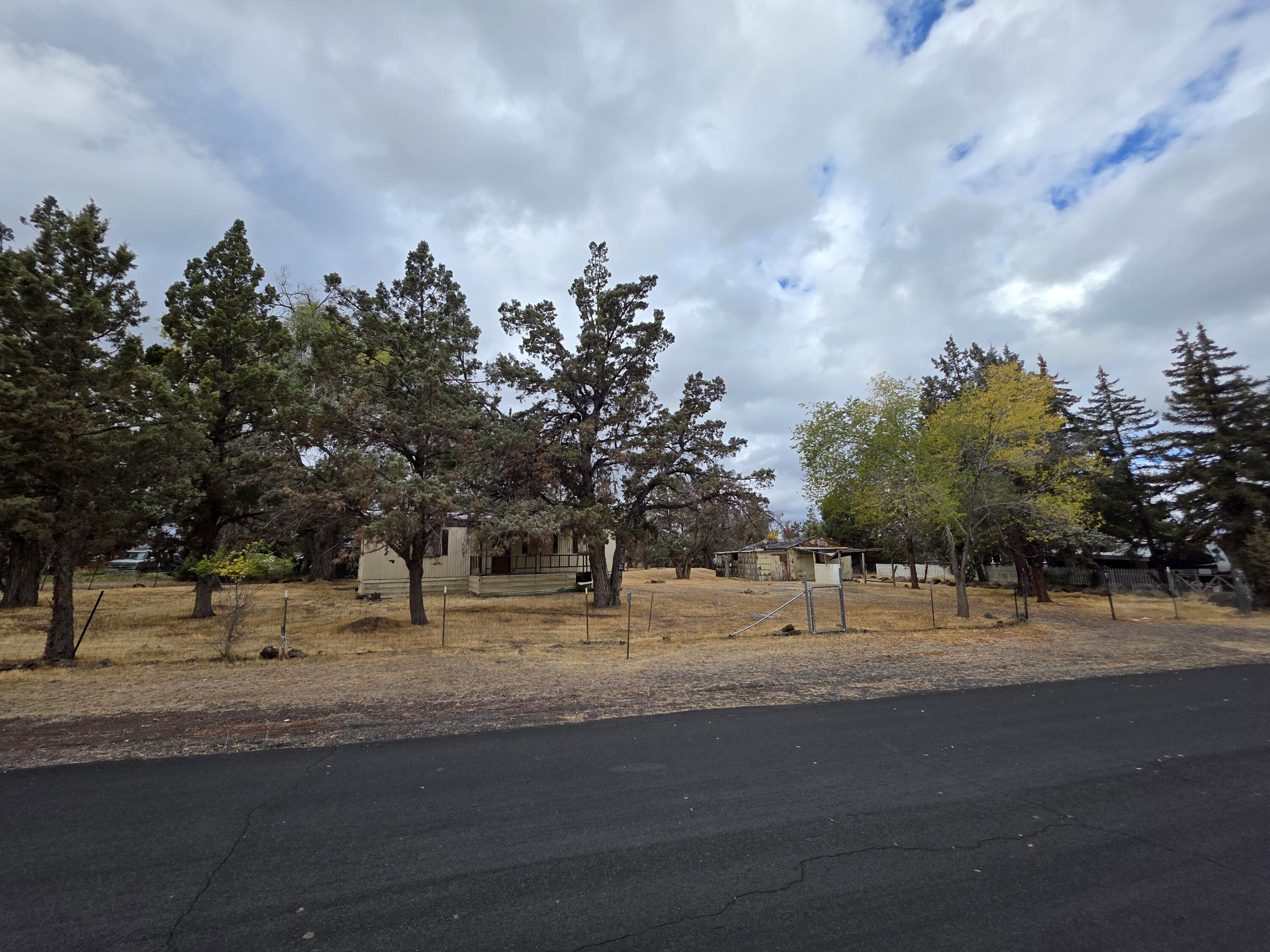 2675 NW Norse Drive