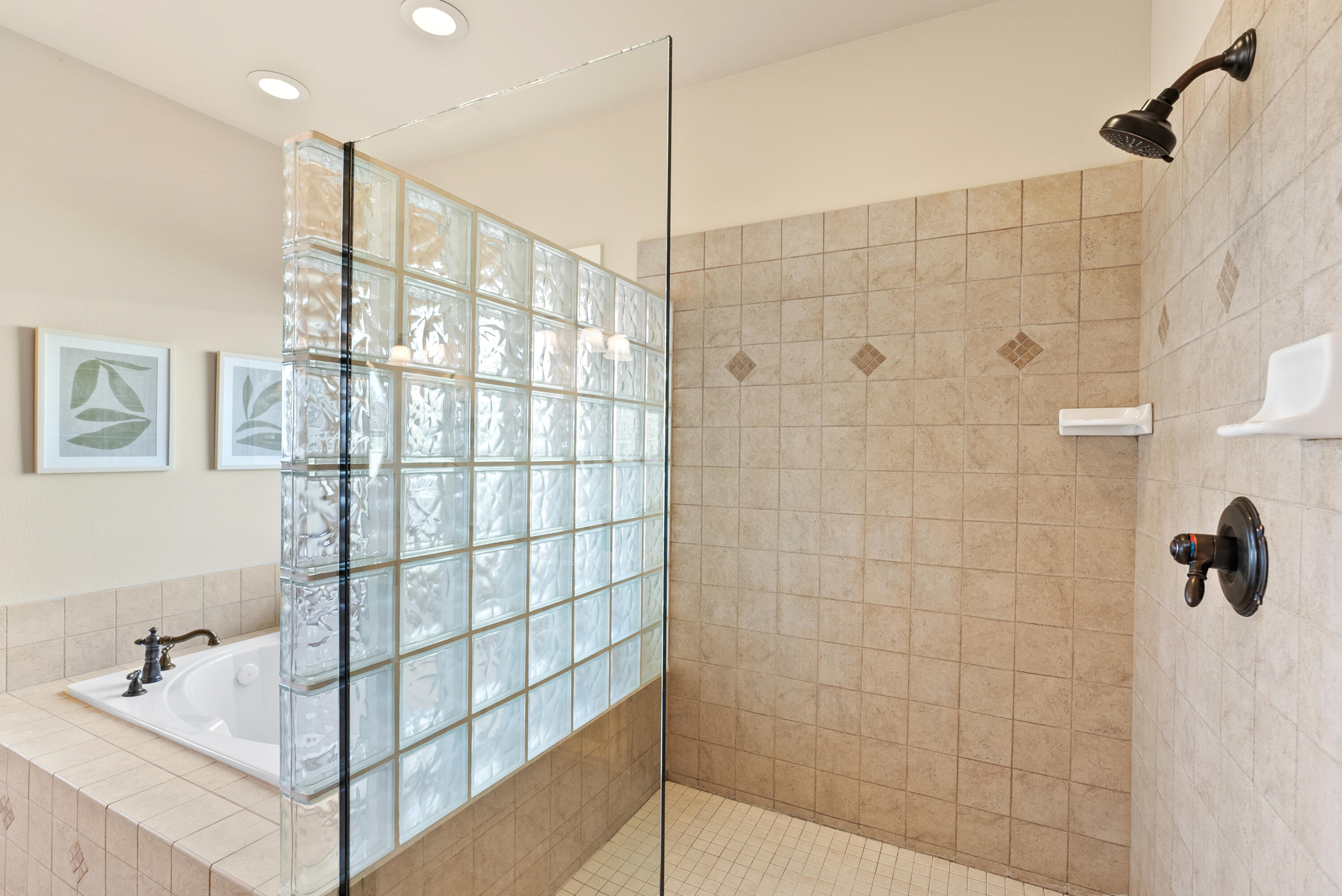 Majestic Ridge - Residential