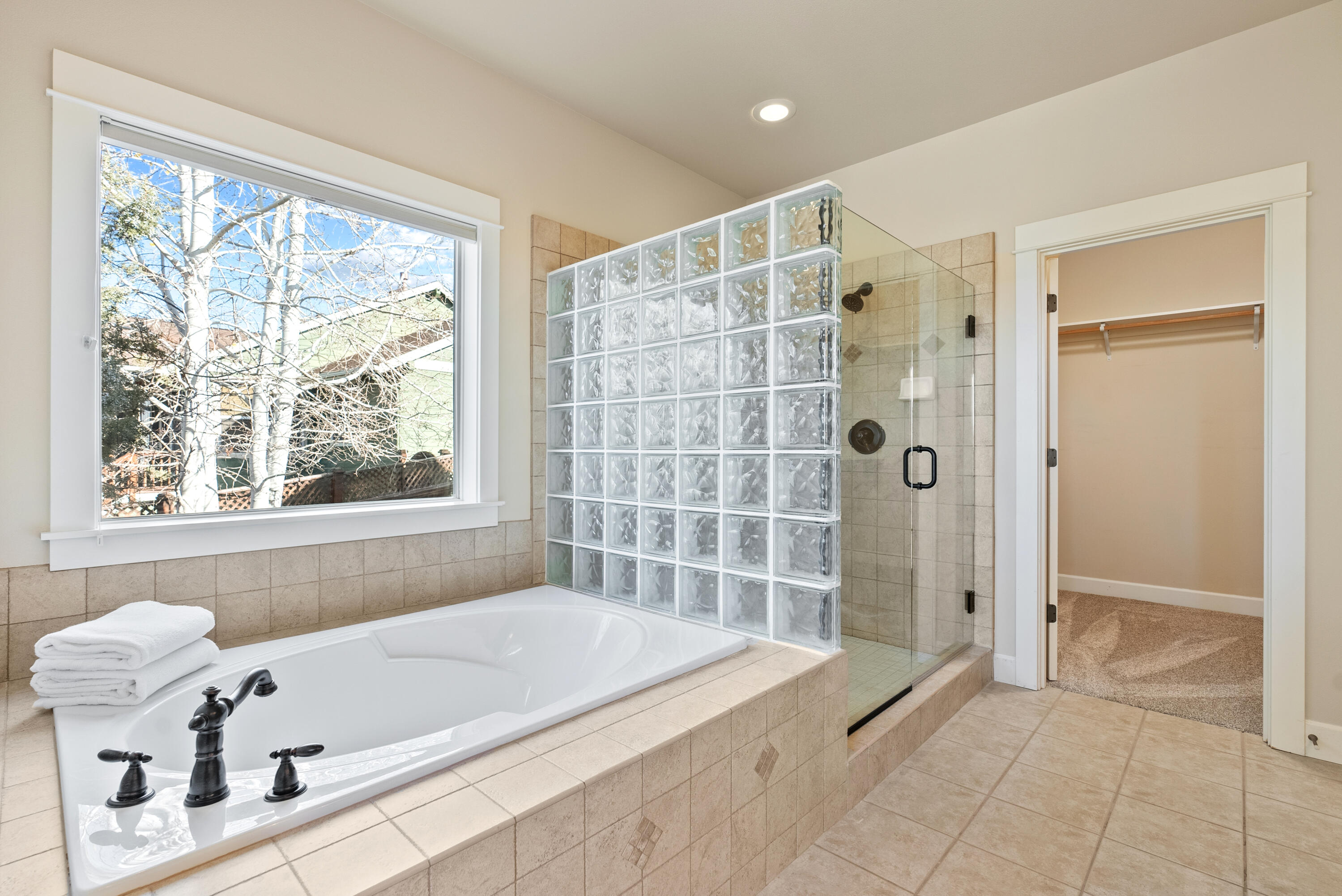 Majestic Ridge - Residential