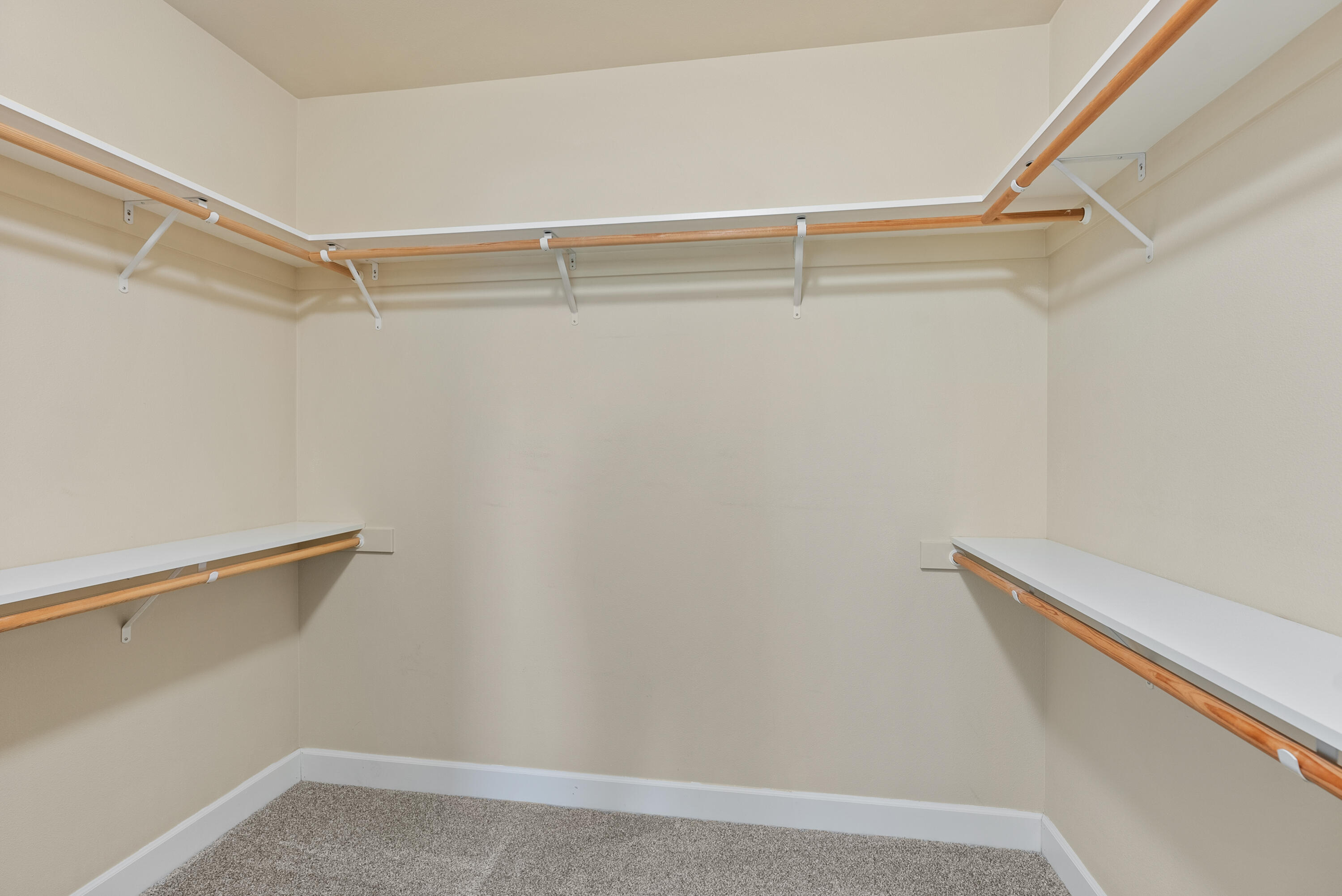 Majestic Ridge - Residential