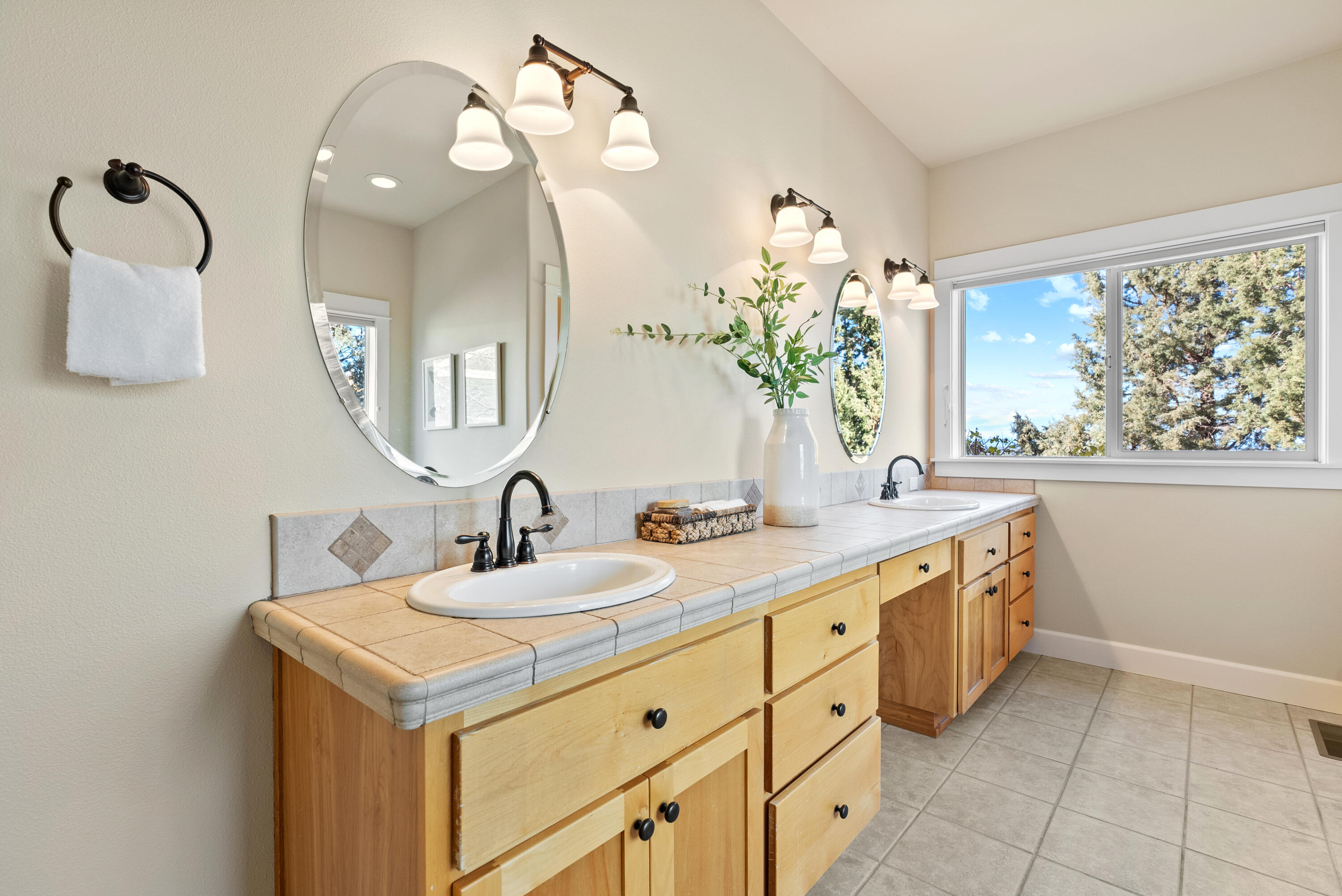 Majestic Ridge - Residential