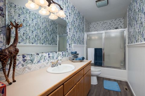 Tiny photo for 69341 Silver Spur, Sisters, OR 97759 (MLS # 220214038)