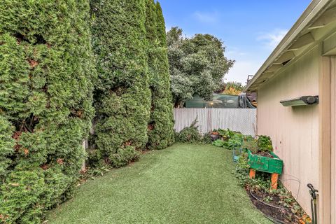 Tiny photo for 928 Brandi Way, Central Point, OR 97502 (MLS # 220210731)