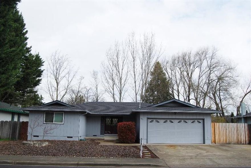 Awesome house in Immaculate Condition! Great Central Point neighborhood in Mae Richardson school district, with a path to the school at the end of the street! Well maintained & with lots of updates, this single level home even has RV parking! Double door entry w/double storm doors w/custom screens, for great curb appeal. Formal Living room w/built-in book shelves. Cozy family room w/gas stove open to Nook and Kitchen. Island kitchen w/laminate floor, corian countertops, newer appliances, & NEW fridge included. Best room in the house: the sunroom professionally added in 2010 with a wall of windows & built-in shelves. 2 guest bedrooms, linen in hall, spacious guest bath w/corian counter, cultured marble tub surround. Master Bedroom with slider to sunroom, large corian vanity, separate room for toilet and shower with new vinyl floor. Newer roof, exterior paint, interior paint, carpet in living room, master, and sunroom. EZ care backyard is very private and backs to Griffin Creek.