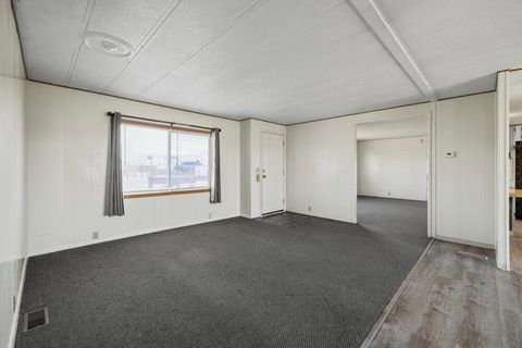 Tiny photo for 8306 Homedale Road, Klamath Falls, OR 97603 (MLS # 220212731)