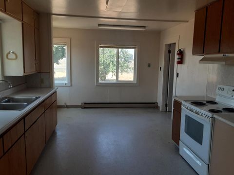 Tiny photo for 8306 Homedale Road, Klamath Falls, OR 97603 (MLS # 220212731)