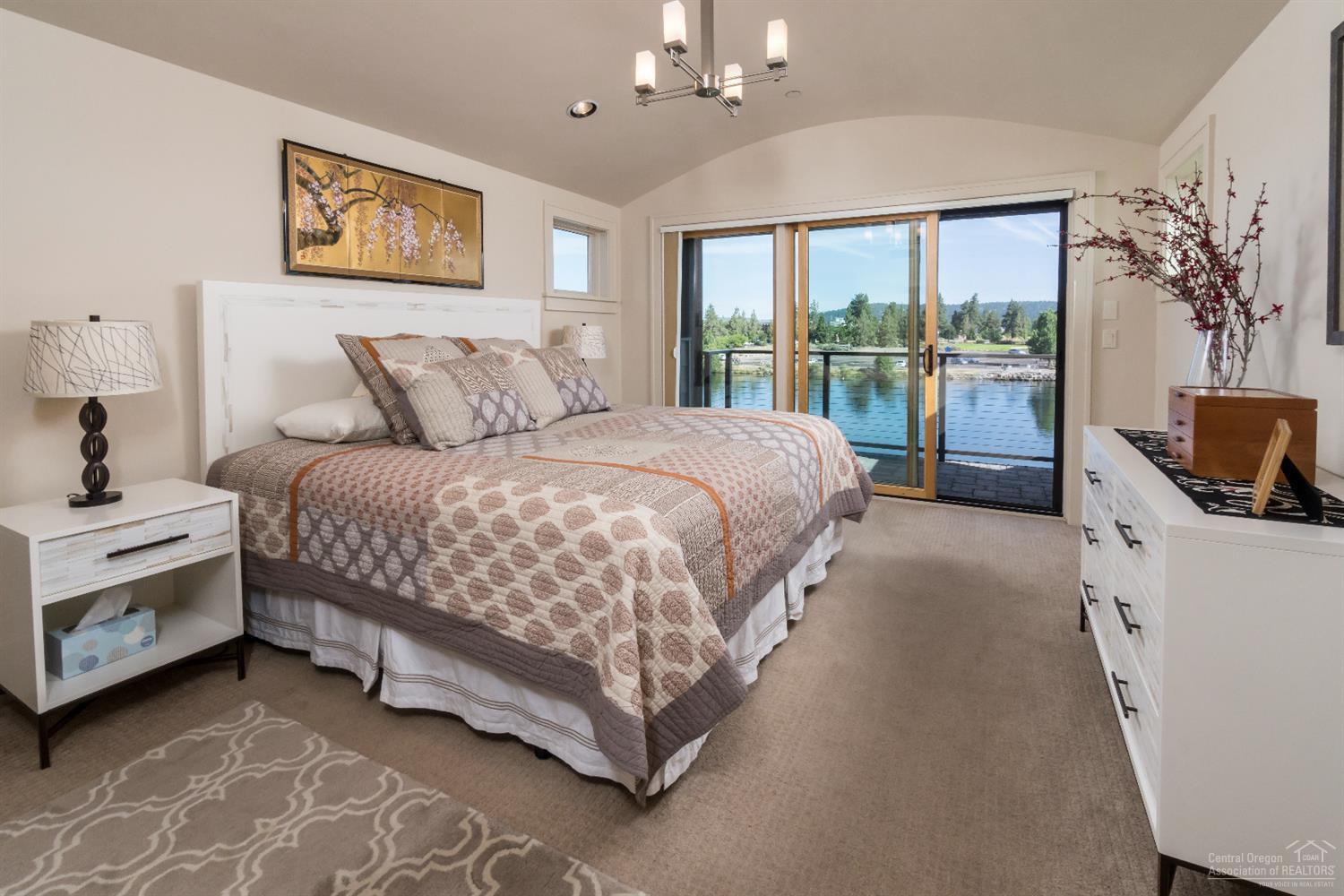 Deschutes Landing - Residential