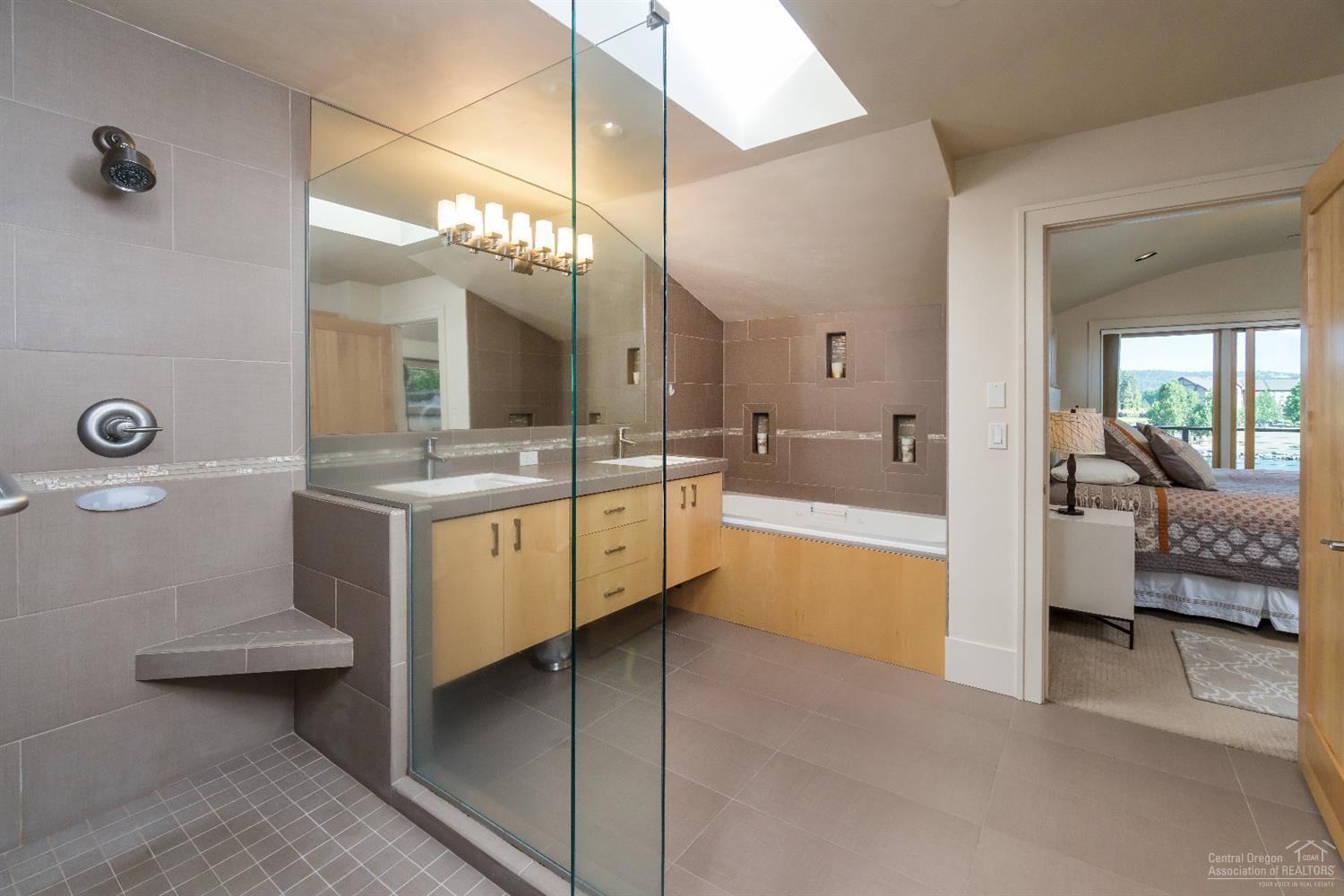 Deschutes Landing - Residential