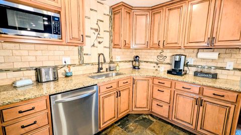 Tiny photo for 5119 Sturdivant Avenue, Klamath Falls, OR 97603 (MLS # 220213597)