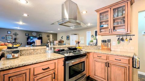 Tiny photo for 5119 Sturdivant Avenue, Klamath Falls, OR 97603 (MLS # 220213597)