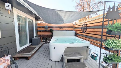 Tiny photo for 5119 Sturdivant Avenue, Klamath Falls, OR 97603 (MLS # 220213597)