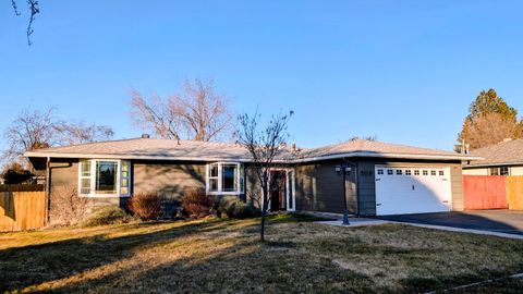 Tiny photo for 5119 Sturdivant Avenue, Klamath Falls, OR 97603 (MLS # 220213597)