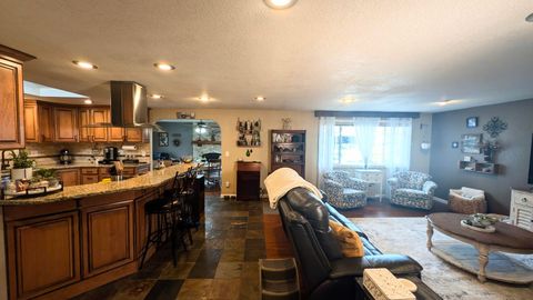 Tiny photo for 5119 Sturdivant Avenue, Klamath Falls, OR 97603 (MLS # 220213597)