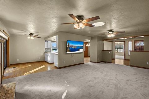 Tiny photo for 2962 Leonard Avenue, Medford, OR 97504 (MLS # 220221301)