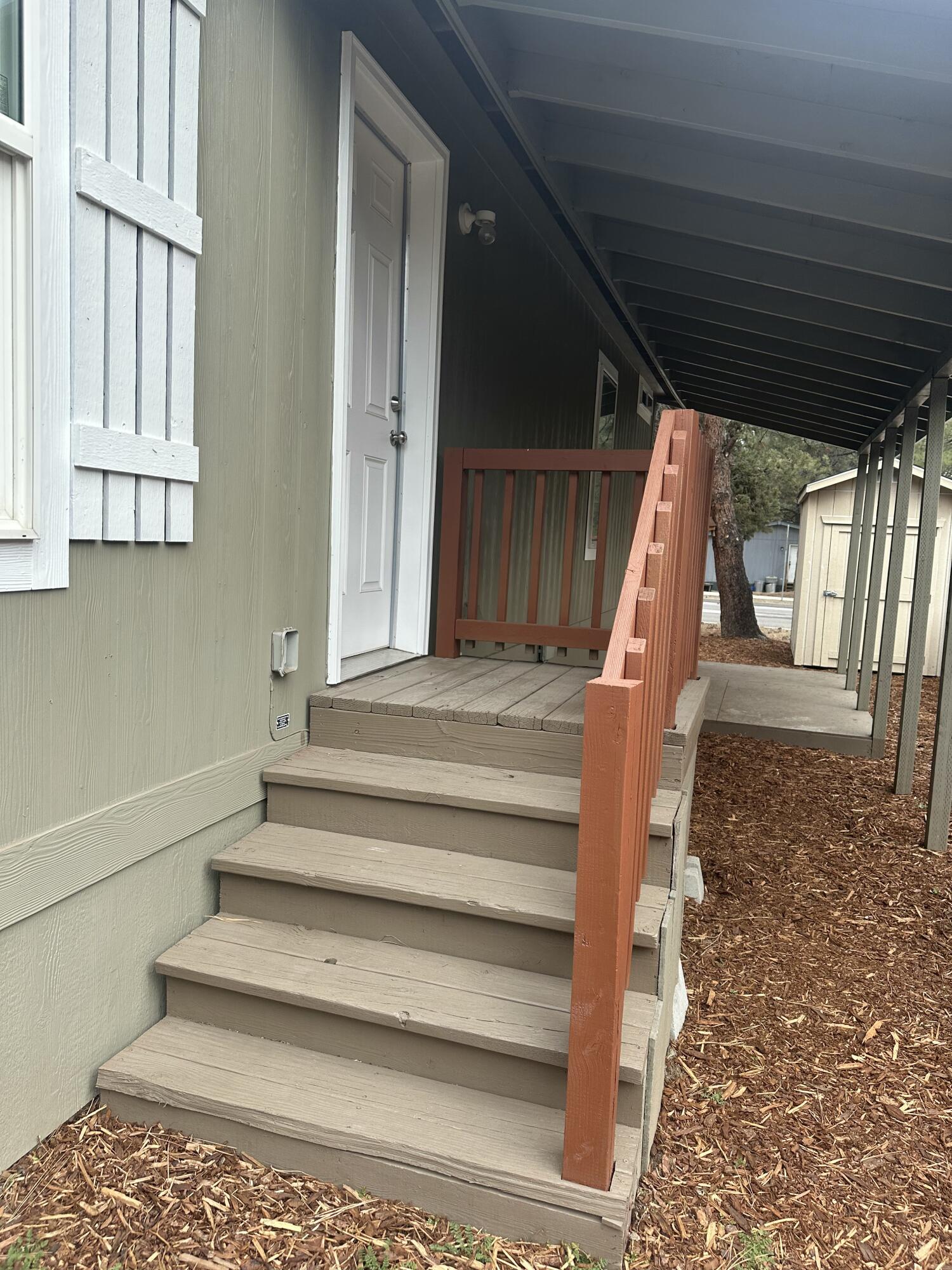 60901 Brosterhous Road 719