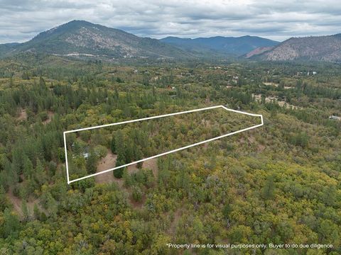 Tiny photo for 225 Lee Joy Drive, Grants Pass, OR 97526 (MLS # 220210811)