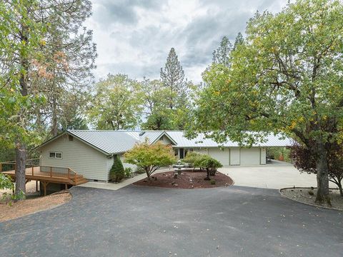 Tiny photo for 225 Lee Joy Drive, Grants Pass, OR 97526 (MLS # 220210811)