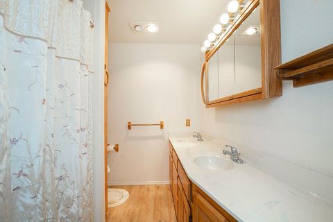Tiny photo for 225 Lee Joy Drive, Grants Pass, OR 97526 (MLS # 220210811)