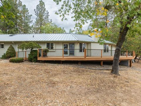 Tiny photo for 225 Lee Joy Drive, Grants Pass, OR 97526 (MLS # 220210811)