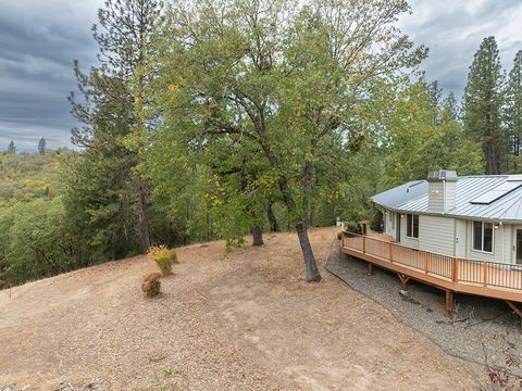Tiny photo for 225 Lee Joy Drive, Grants Pass, OR 97526 (MLS # 220210811)