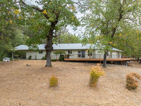Tiny photo for 225 Lee Joy Drive, Grants Pass, OR 97526 (MLS # 220210811)