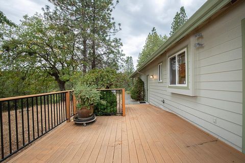 Tiny photo for 225 Lee Joy Drive, Grants Pass, OR 97526 (MLS # 220210811)