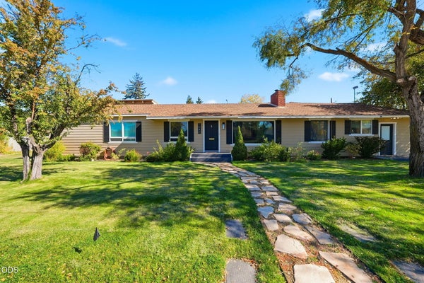 1040 SW 15TH ST, REDMOND, OR 97756 - Image 8a2a69494c2e6d7e6a7270b4f3642d84/4010267827