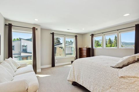 Tiny photo for 1250 29th Street, Hood River, OR 97031 (MLS # 220212848)