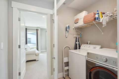 Tiny photo for 1250 29th Street, Hood River, OR 97031 (MLS # 220212848)