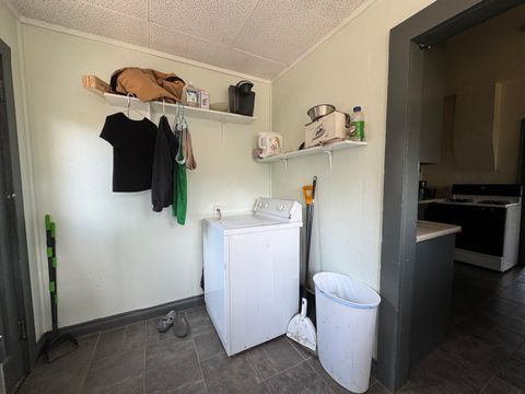 Tiny photo for 626 N 9th Street, Klamath Falls, OR 97601 (MLS # 220214277)