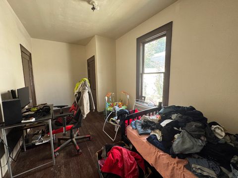 Tiny photo for 626 N 9th Street, Klamath Falls, OR 97601 (MLS # 220214277)