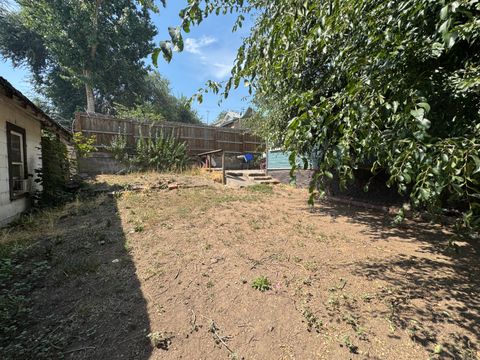 Tiny photo for 626 N 9th Street, Klamath Falls, OR 97601 (MLS # 220214277)