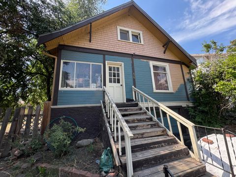 Tiny photo for 626 N 9th Street, Klamath Falls, OR 97601 (MLS # 220214277)