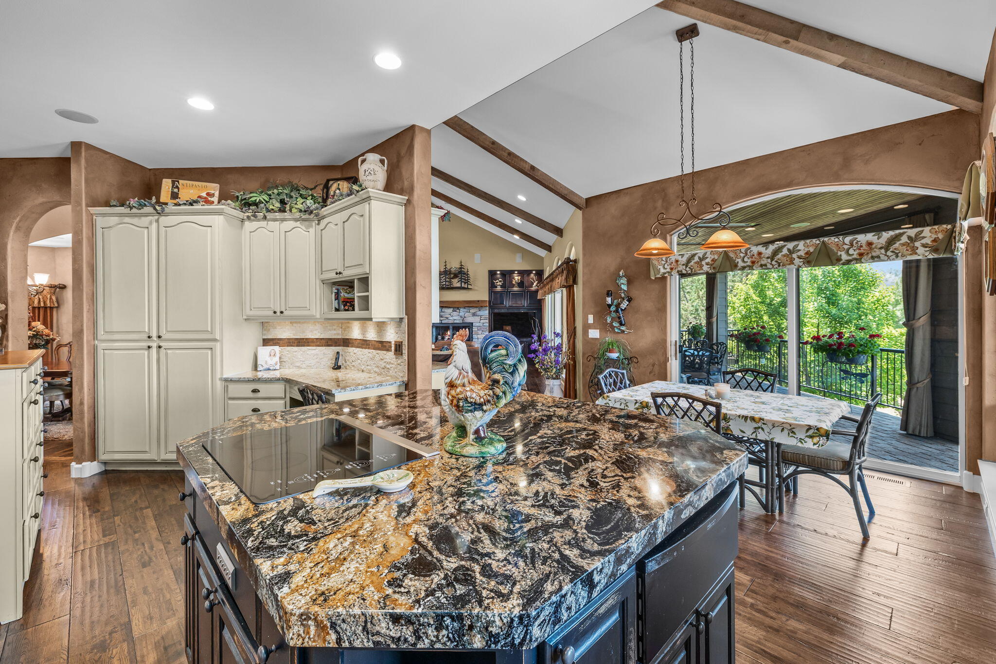 Eagle Crest - Residential