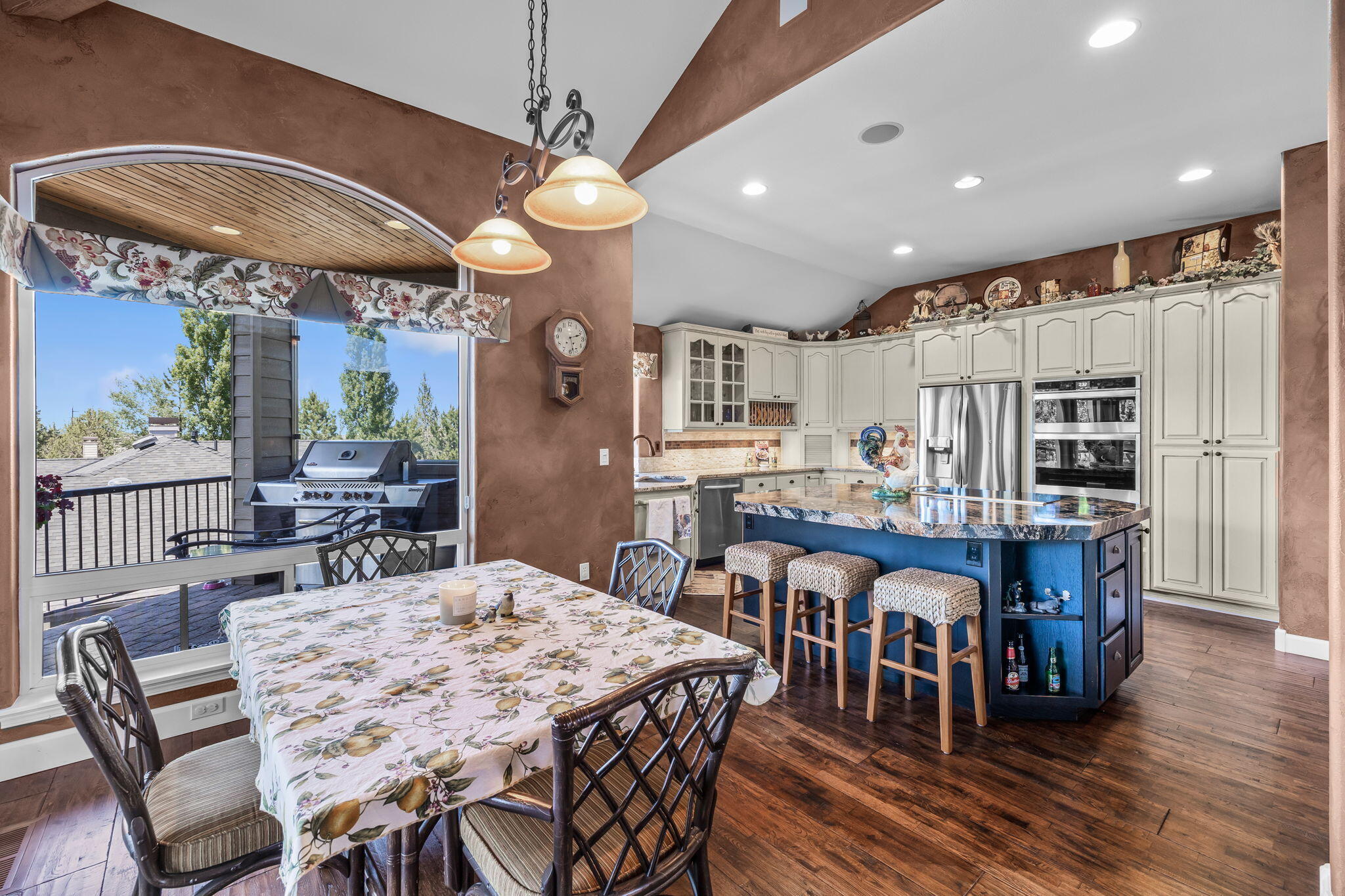 Eagle Crest - Residential