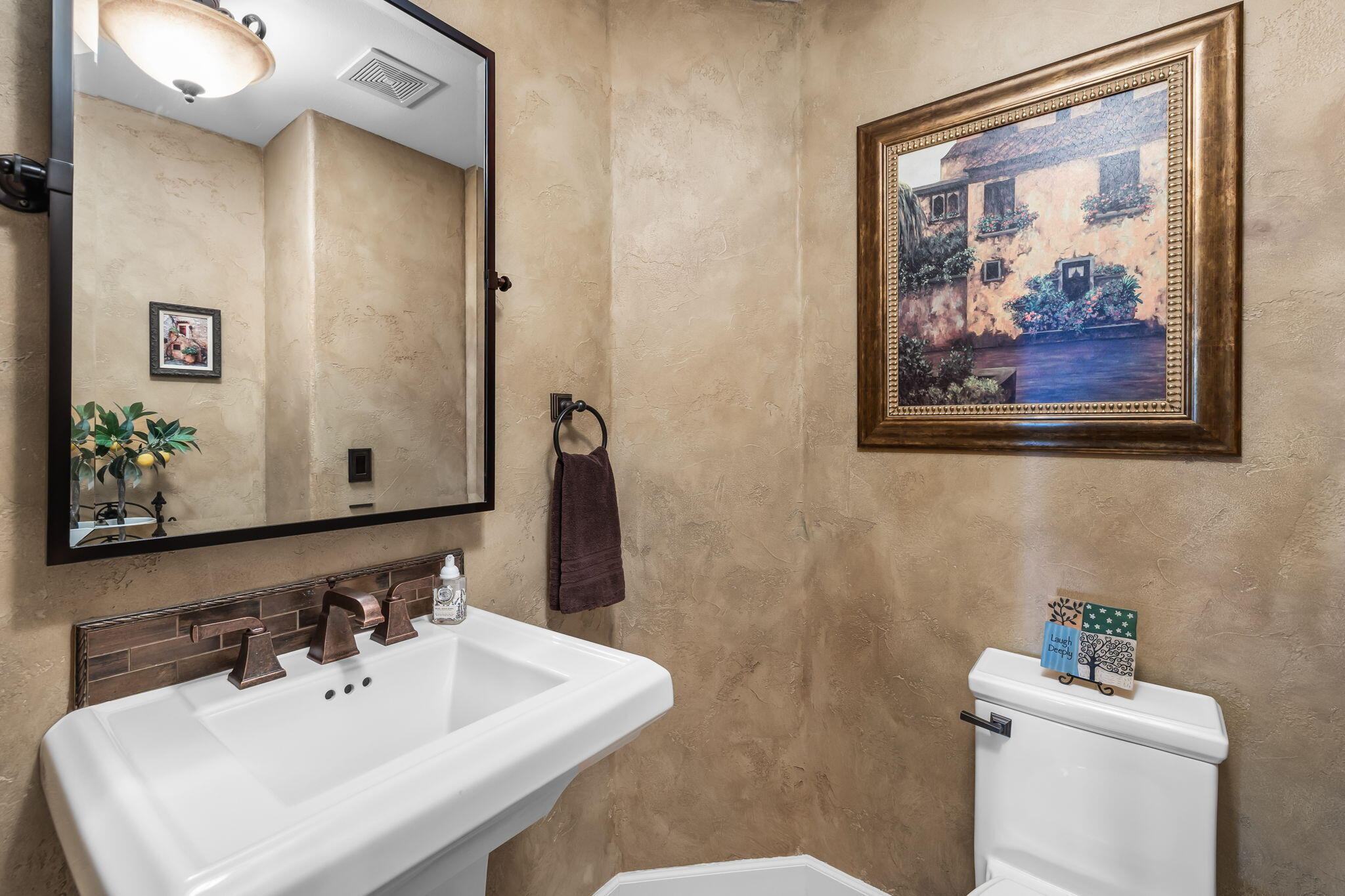 Eagle Crest - Residential