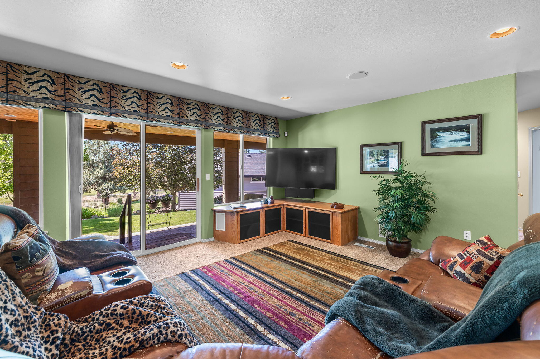 Eagle Crest - Residential