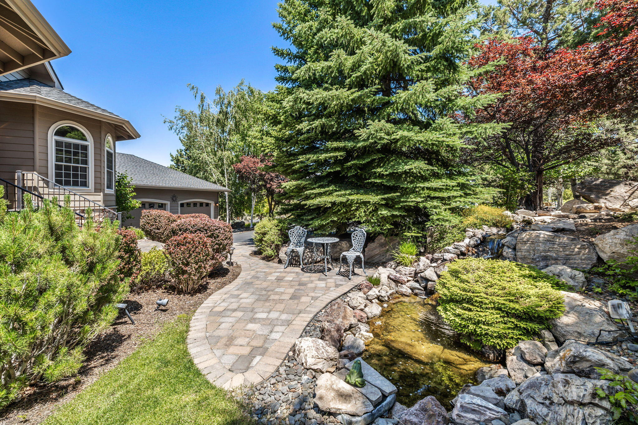 Eagle Crest - Residential