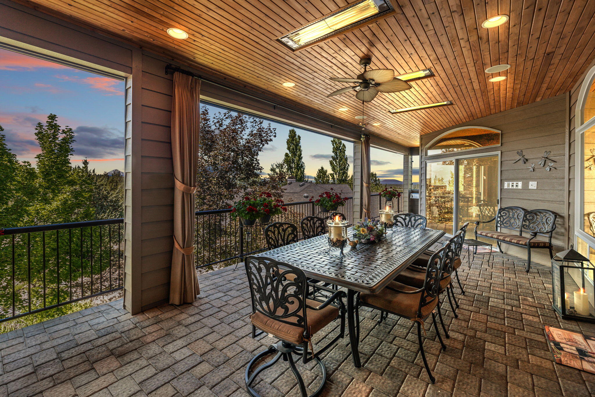 Eagle Crest - Residential