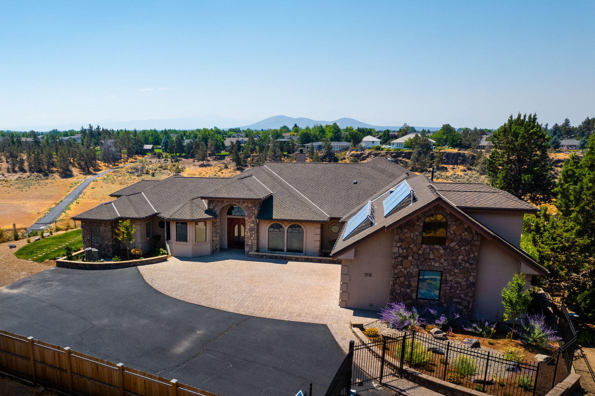 Rock Crest - Residential