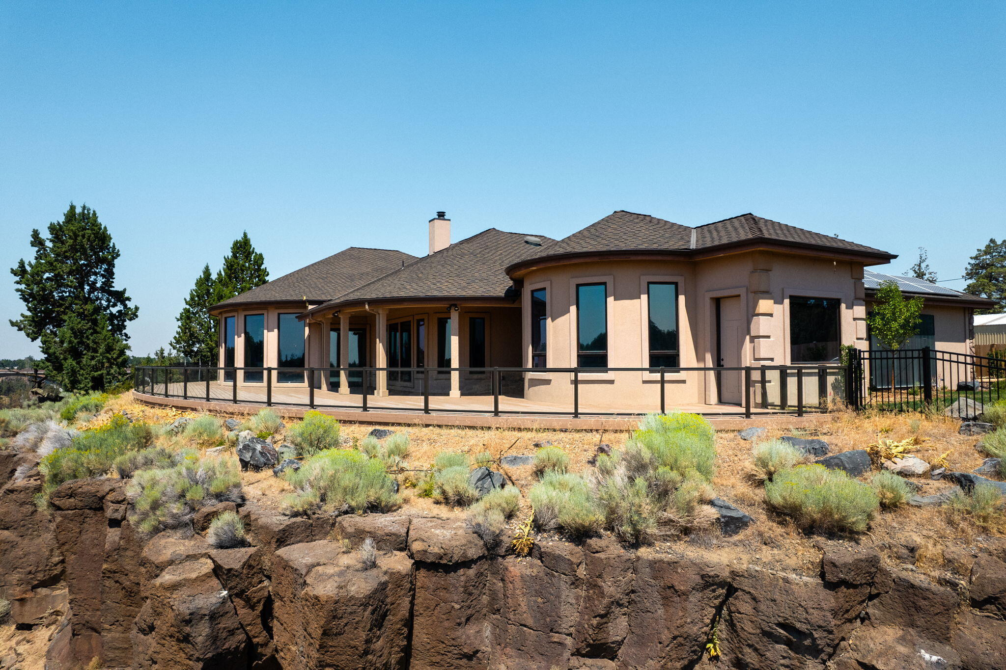 Rock Crest - Residential