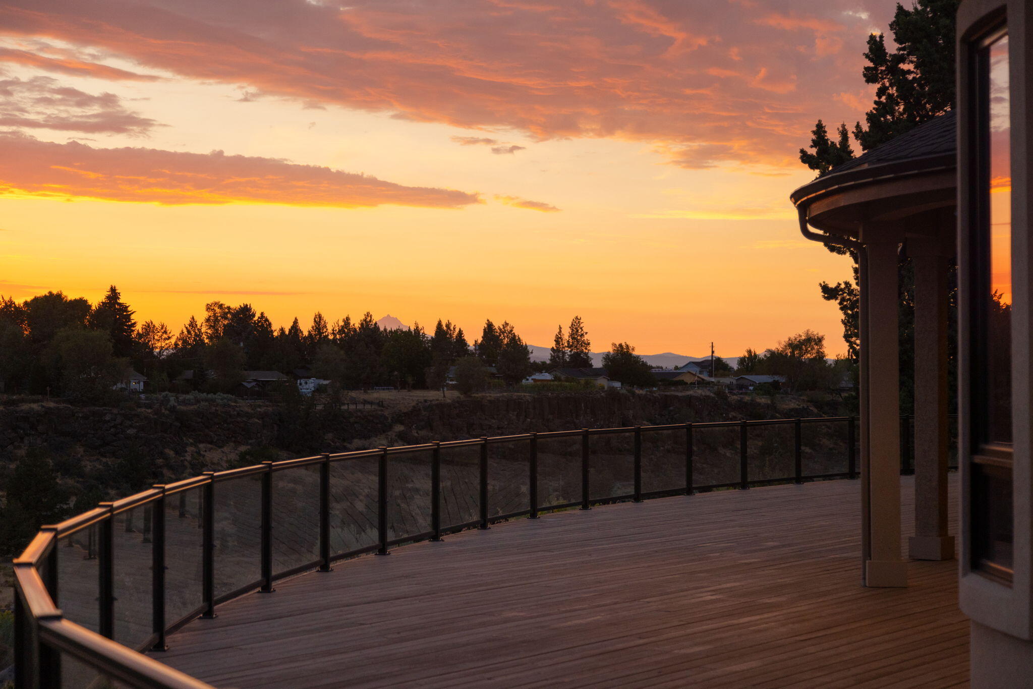 Rock Crest - Residential